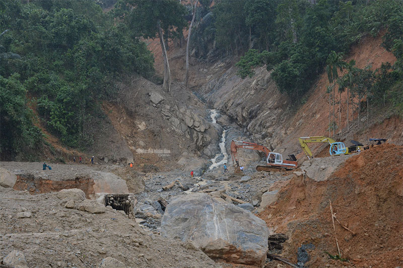 Tăng cường lực lượng, đẩy nhanh công tác cứu hộ tại Trà Leng